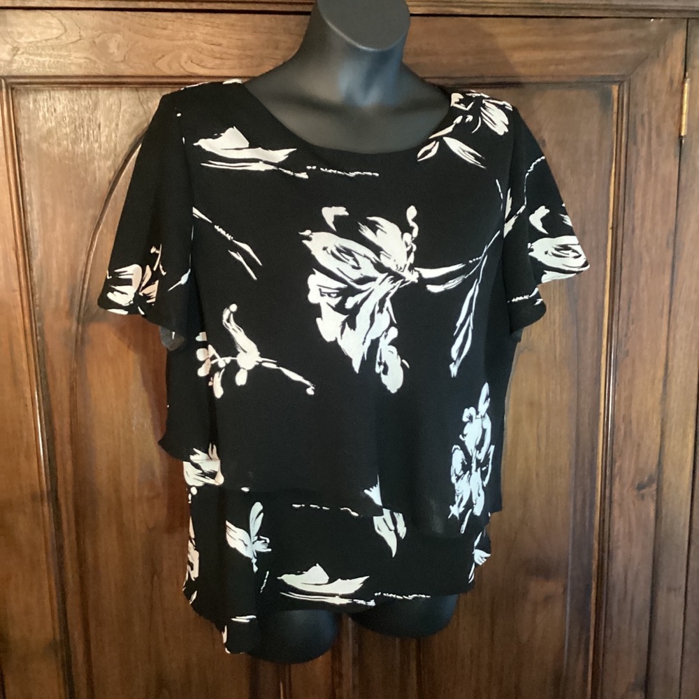 S.L. Fashions- black and whit floral pattern shirt, size 24